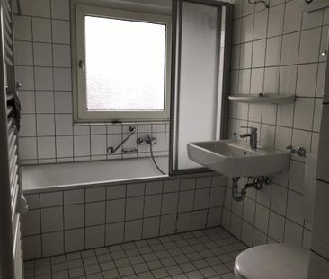 Demnächst frei! 3-Zimmer-Wohnung in Duisburg Huckingen - Photo 2