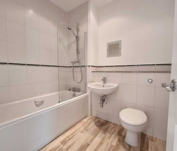 Maude Street, Ipswich - Photo 6