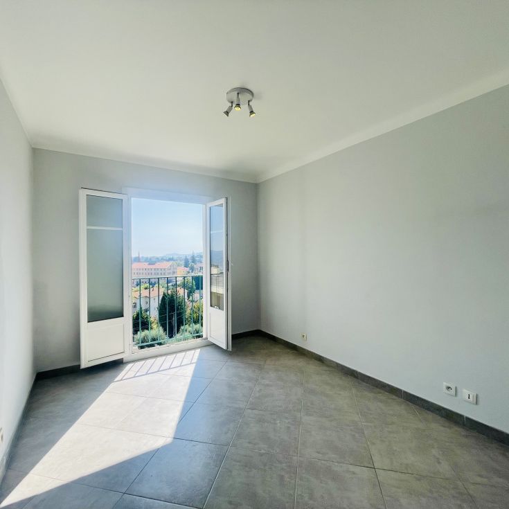 Appartement 63 m² - 3 Pièces - Grasse (06130) - Photo 1