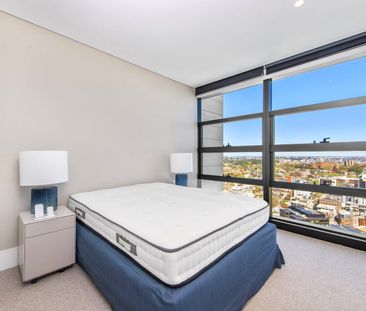 Luxury Living - Photo 5