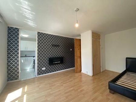 Property For Let - Princes Court - Photo 4