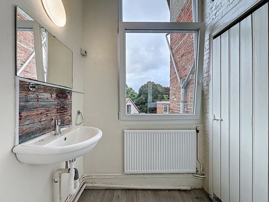 Appartement met twee slaapkamers in Anderlecht - Photo 1