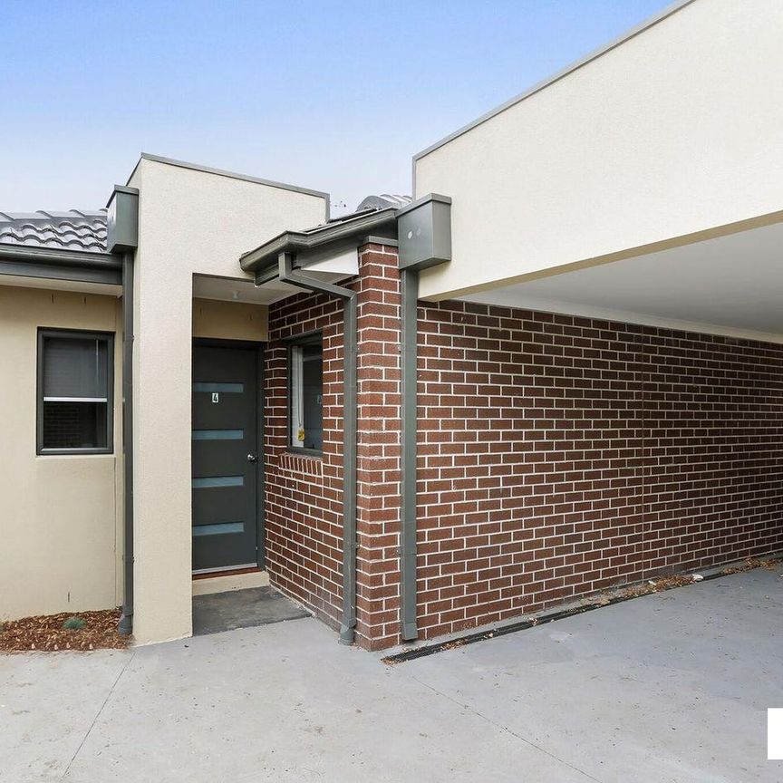 Modern Unit in a Prime Location! - Photo 1