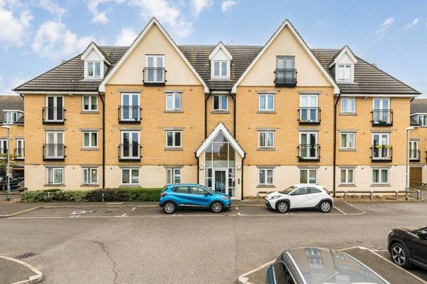 Beavers Lane, Hounslow, TW4 - Photo 1