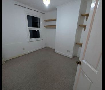 Room in a Shared House, Western Road Reading, RG1 - Photo 3