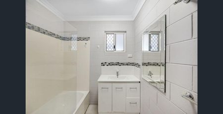 Stones throw to Stockland - Photo 4