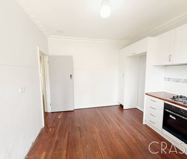 2x1 House in Applecross - Photo 4