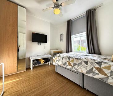 3 bedroom terraced house to rent - Photo 5