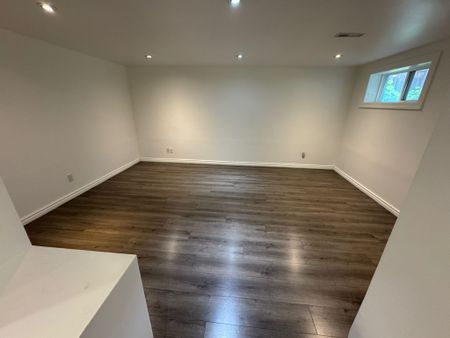 For Lease - 235 Pleasant Avenue Unit# Basement, Toronto, Ontario - Photo 5