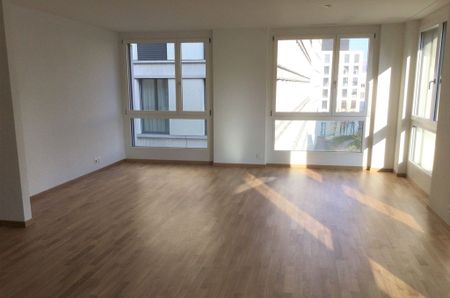 3.5 Zimmer, 97 m², 4. Stock - Foto 2