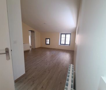 Location Appartement 3 pièces 74 m2 à Romans-sur-Isère - Photo 2
