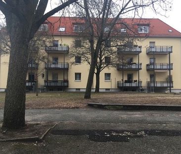 Renovierte 2,5 Zimmerwohnung mit Balkon gesucht?! - Foto 2