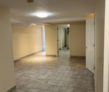 For Lease - 4 Pennyroyal Crescent, Brampton, Ontario - Photo 5