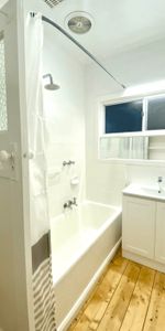 Cheltenham - Photo 3