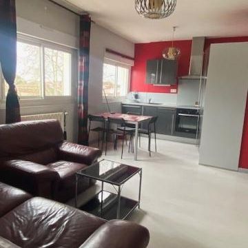 Appartement meublé à louer - 4 pièces - 69 m² - Photo 1