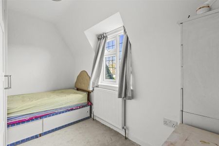 4 bedroom detached house to rent - Photo 4