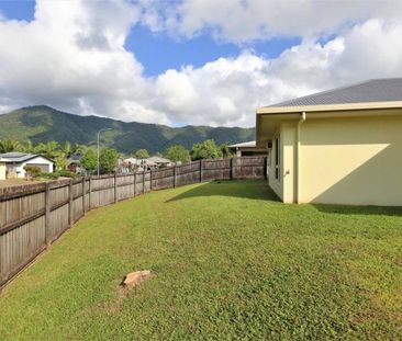 Family Friendly Air conditioned Home - Fenced Yard with double gate... - Photo 1