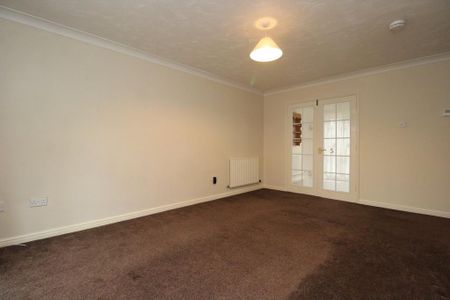 3 bedroom semi-detached house to rent - Photo 2
