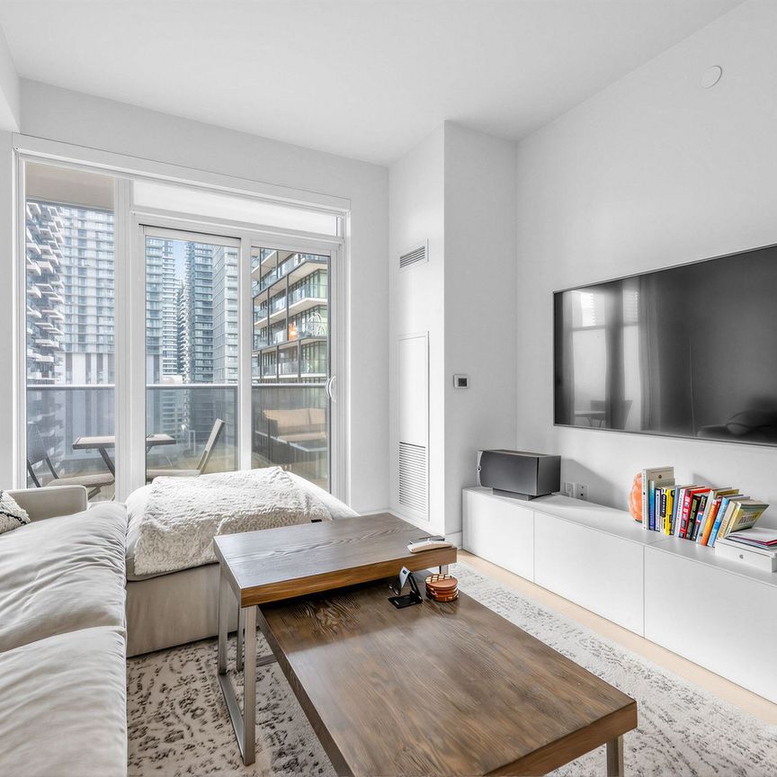 For Lease - 330 Richmond Street Unit# 2517, Toronto, Ontario - Photo 1