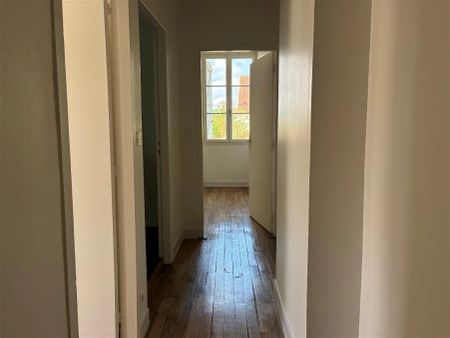 Location maison 4 pièces - 88m² à Chateauroux (36000) - Photo 2