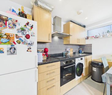 1 bedroom flat to rent - Photo 4