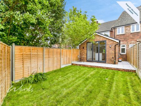 3 bedroom terraced house to rent - Photo 2