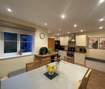 3 Maes Penrhyn, Four Crosses - Photo 5