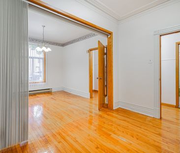 Rue Clark, H2T 2V2, Montréal - Photo 1