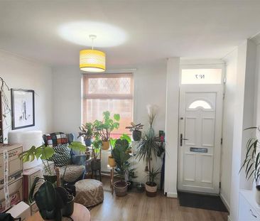 2 bedroom terraced house to rent - Photo 6