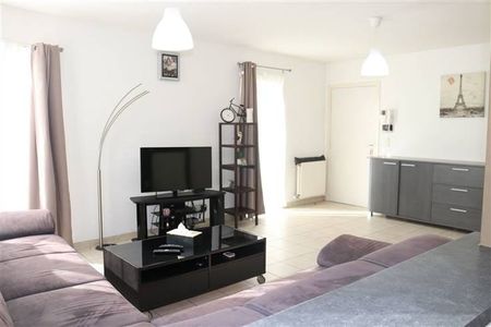 Appartement te huur - Foto 2