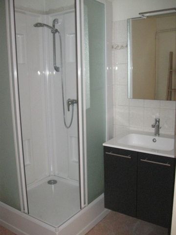 Location Appartement 3 pièces 64m² TULLE 19000 - Photo 5