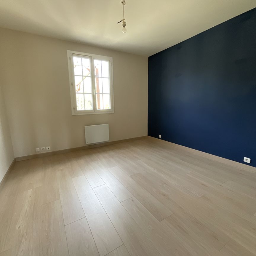 A LOUER - TROUY NORD - Maison de 104.63 m² avec jardin, dépendance et climatisation. - Photo 1