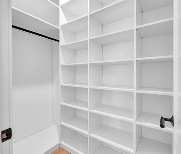 For Lease - 2489 Taunton Road Unit# 101, Oakville, Ontario - Photo 2