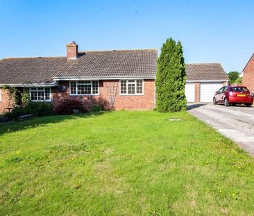 2 bedroom semi-detached bungalow to rent - Photo 6