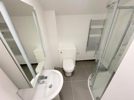 2 bedroom apartment to rent - Photo 5