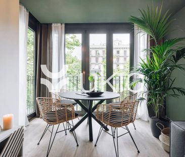 4 room luxury Flat for rent in València, 417, Barcelona, Province o... - Photo 1