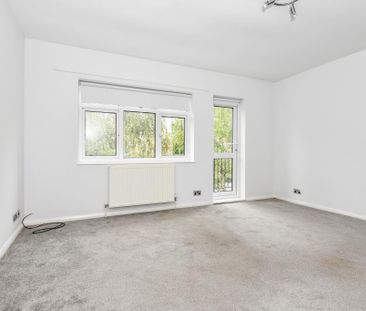 3 bedroom apartment to rent - Photo 6