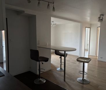 Location Appartement 3 pièces 55m² MARSEILLE 15ème - Photo 4