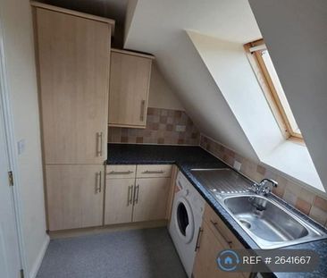 2 bedroom flat to rent - Photo 6