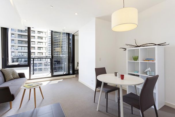 902N/229 Toorak Road, South Yarra VIC 3141 - Photo 1