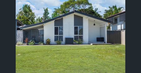 Modern Living With Stylish Extras in a Peaceful Thornlands Pocket - Photo 5