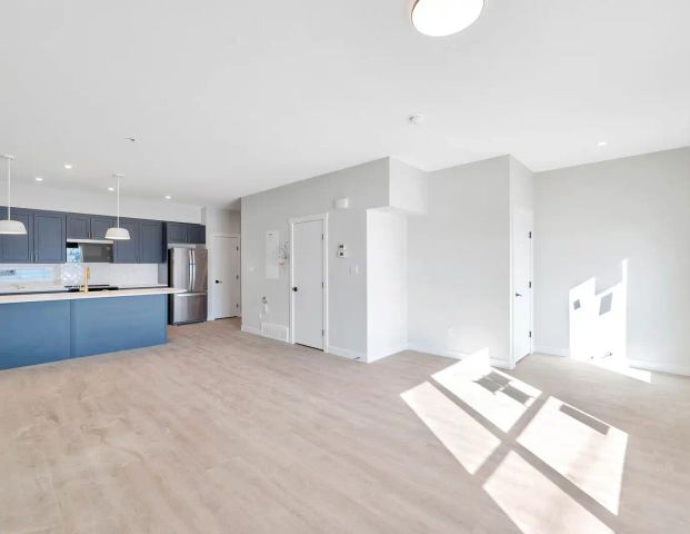 3 Bedroom - 2.5 Bathroom Prime Location Townhouse - New (2025) — 3 Bedrooms Townhouse - Photo 1