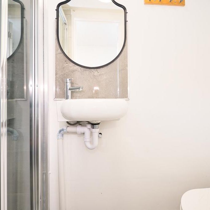 6 bedroom house share to rent - Photo 1