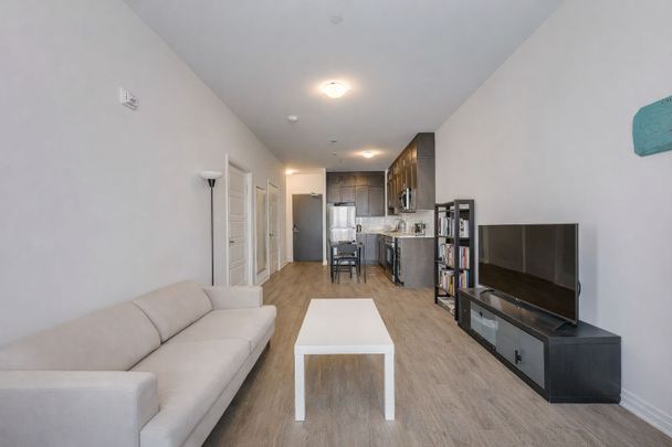 For Lease - 3265 Carding Mill Trail Unit# 319, Oakville, Ontario - Photo 1