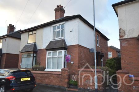 1 bedroom in a house share to rent - Photo 3