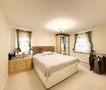 6 bedroom detached house to rent - Photo 5