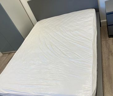 6 Bed Terraced House, Prior Deram Walk, CV4 - Photo 1