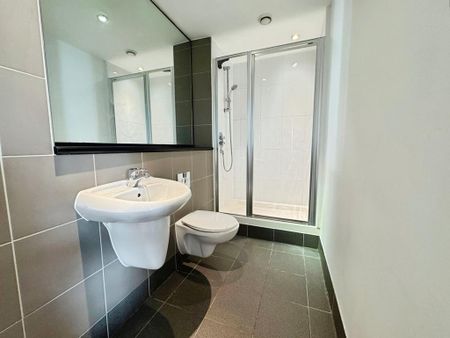 2 bedroom flat to rent - Photo 5