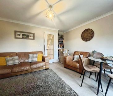 2 bedroom house to rent - Photo 1