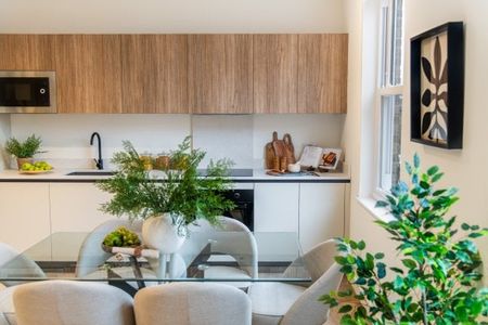 Crossfield Chambers, Property for rent - Photo 5